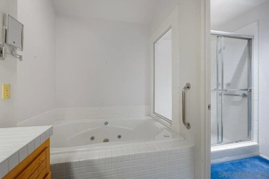Located in the inviting community of The Village of Bernardo - photo 27
