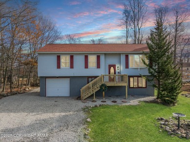 Lake Carobeth Home For Sale in Tobyhanna Pennsylvania