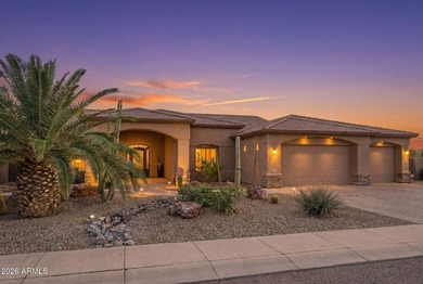 Stunning custom home in the desirable Coyote Ranch community! - photo 2