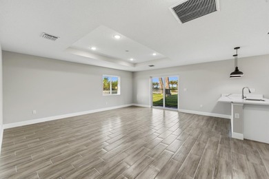 Ready for the new owner!! Beautiful New construction home in - photo 8