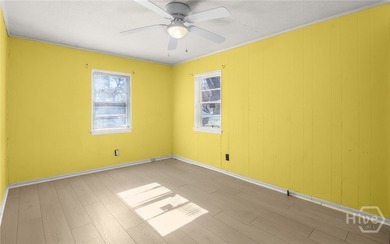Welcome to 811A W 52nd Street, a well cared for home that offers - photo 22