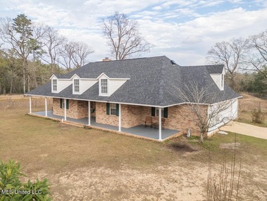 Waterfront country living on approximately 10.75 fully fenced - photo 2