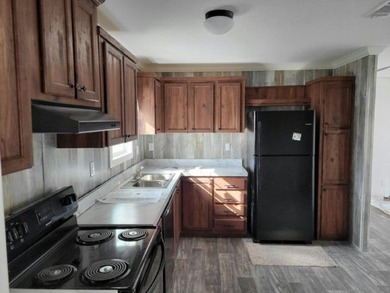 Own your own 3 bed/2 bath home! Make an appointment now to see - photo 2