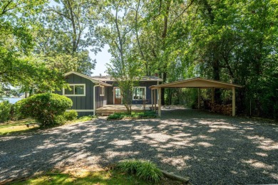 Lake Home For Sale in Hot Springs, Arkansas