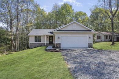 Lake Home Active Under Contract in Howard, Ohio