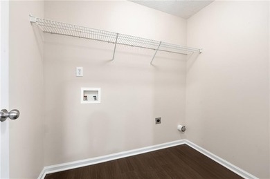 Beautifully renovated and move-in ready, this spacious 6-bedroom - photo 36