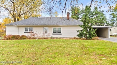 Summit Lake Home Sale Pending in Clarks Summit Pennsylvania