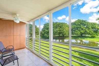 Lake Condo For Sale in Boca Raton, Florida