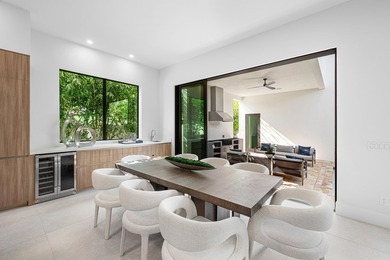 Exquisite new contemporary estate by Marc Julien in East Delray - photo 7