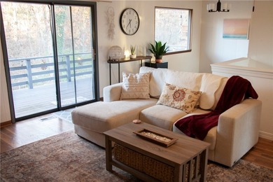 Seller finance available. 3B/2B w/ 2 additional flex rooms - photo 9
