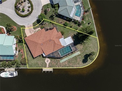 WATERFRONT HOME W/NEW ROOF ON OVERSIZED TIP LOT & EXTREMELY - photo 13