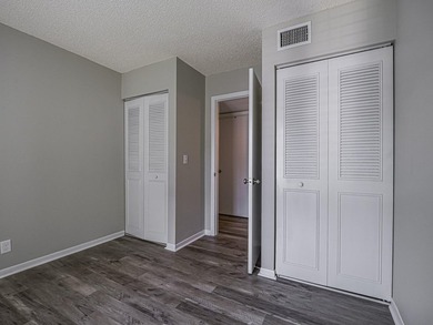 Welcome to Pine Ridge in Palm City! This beautifully maintained - photo 14