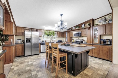Welcome to 1422 Cat Mar Rd in Niceville -- a spacious and - photo 16