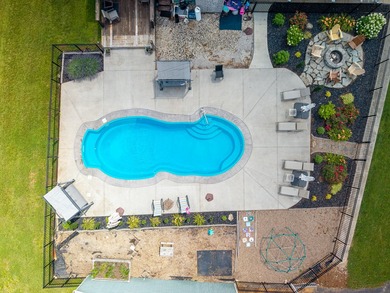 0ne-of-a-Kind Country Estate on Over 5 Acres! Properties like - photo 18