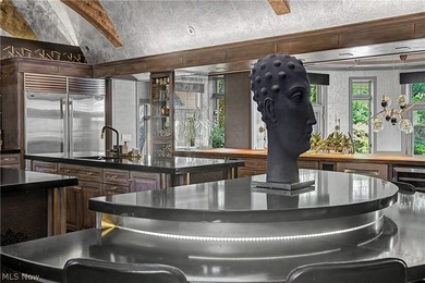 There are homes that impress, and those that redefine what it - photo 22