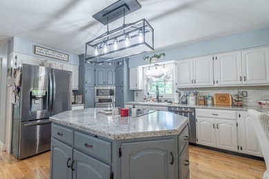 0ne-of-a-Kind Country Estate on Over 5 Acres! Properties like - photo 23