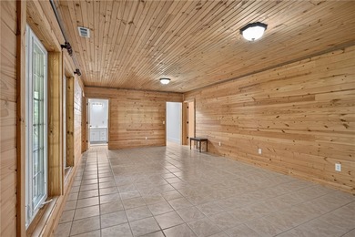 Nestled in the mountains of Walhalla, 135 Crowes Drive offers a - photo 26
