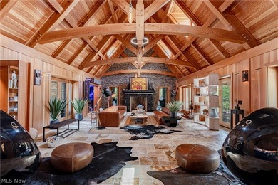 There are homes that impress, and those that redefine what it - photo 28