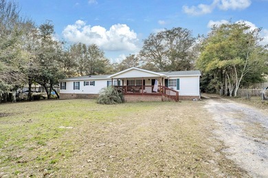 Welcome to 1422 Cat Mar Rd in Niceville -- a spacious and - photo 35