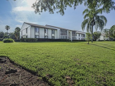 Welcome to Pine Ridge in Palm City! This beautifully maintained - photo 36