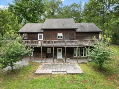 Nestled in the mountains of Walhalla, 135 Crowes Drive offers a - photo 37