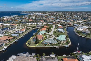 WATERFRONT HOME W/NEW ROOF ON OVERSIZED TIP LOT & EXTREMELY - photo 42
