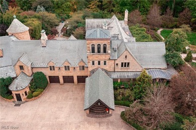 There are homes that impress, and those that redefine what it - photo 48