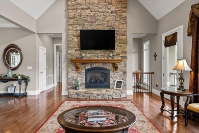 Experience luxury living in this beautiful custom built home - photo 5