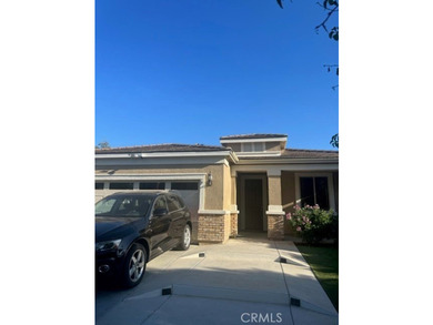 lovely single level home in the Menifee Lakes community, walking - photo 1