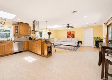 Welcome to 15 Seabrook Lane, Stony Brook A Masterfully Expanded - photo 12