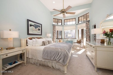 Offered for the first time, Porque No Ranch is a private - photo 13