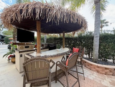 YOUR TROPICAL OASIS AWAITS! Ideally situated near the north - photo 15