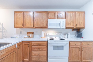 Welcome to this beautifully appointed 2-bedroom, 2-bath - photo 16