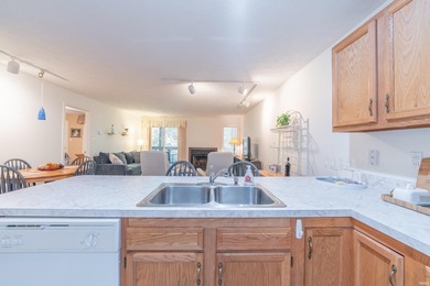 Welcome to this beautifully appointed 2-bedroom, 2-bath - photo 19