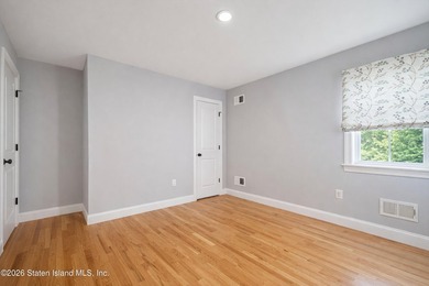 Welcome to 123 Hooper Avenue - a beautifully maintained detached - photo 19