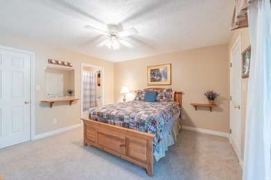 Welcome to this beautifully appointed 2-bedroom, 2-bath - photo 22