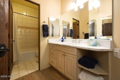 Offered for the first time, Porque No Ranch is a private - photo 22