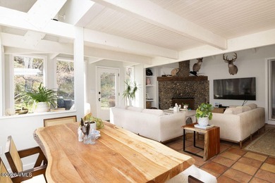 Offered for the first time, Porque No Ranch is a private - photo 26