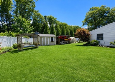 Welcome to 15 Seabrook Lane, Stony Brook A Masterfully Expanded - photo 27