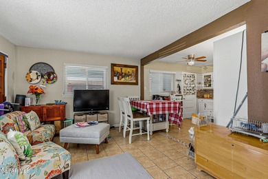 Charming and well-maintained property offering a 3-bedrooms with