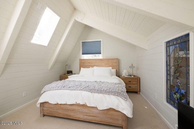Offered for the first time, Porque No Ranch is a private - photo 29