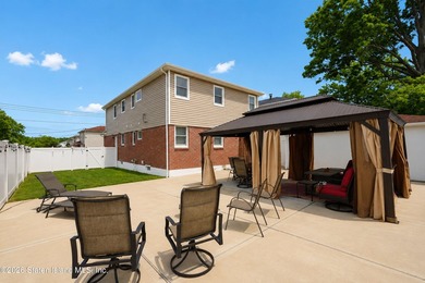Welcome to 123 Hooper Avenue - a beautifully maintained detached - photo 35
