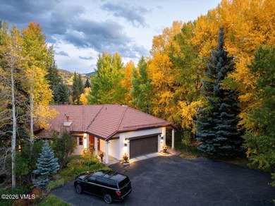 Offered for the first time, Porque No Ranch is a private - photo 35