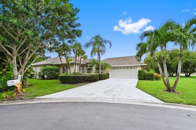 (private lake, pond, creek) Home For Sale in Palm City Florida