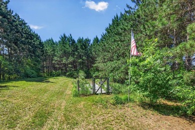 Escape to the peace and privacy of the countryside with this - photo 45
