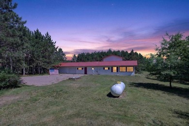 Escape to the peace and privacy of the countryside with this - photo 47