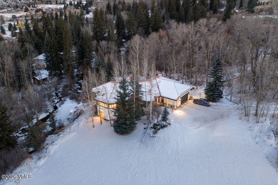 Offered for the first time, Porque No Ranch is a private - photo 57