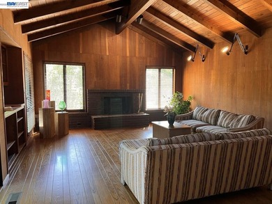 Rare opportunity to own a piece of Orinda history. Set on nearly - photo 3