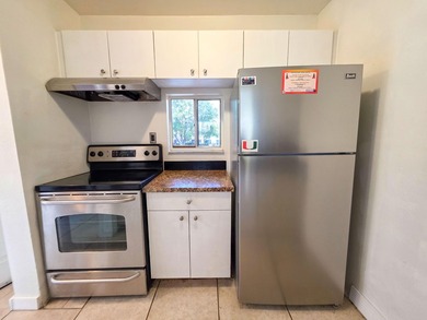 Live in the highly desirable Cascades of Lauderhill with this - photo 6