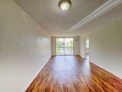 Live in the highly desirable Cascades of Lauderhill with this - photo 7